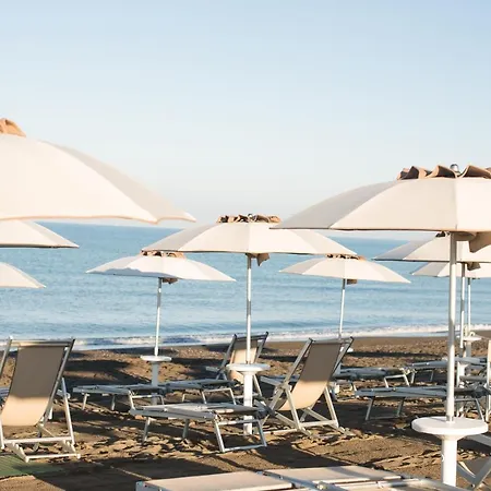 Ξενοδοχείο Csa & Park 3*