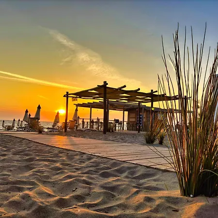 Ξενοδοχείο Csa & Park 3*