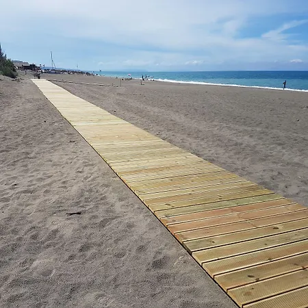 Ξενοδοχείο Csa & Park 3*